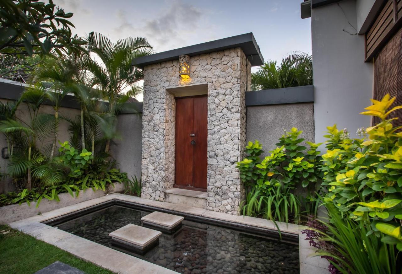 Villa Nadya Seminyak Buitenkant foto