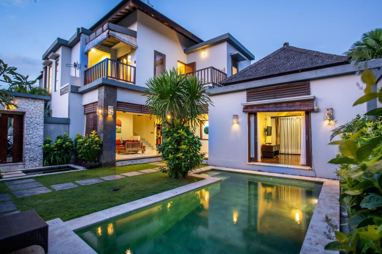 Villa Nadya Seminyak Buitenkant foto