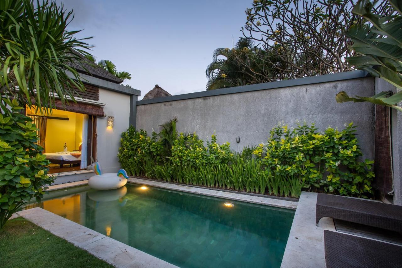 Villa Nadya Seminyak Buitenkant foto