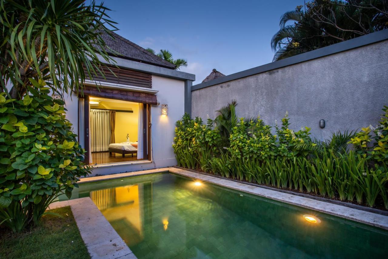 Villa Nadya Seminyak Buitenkant foto